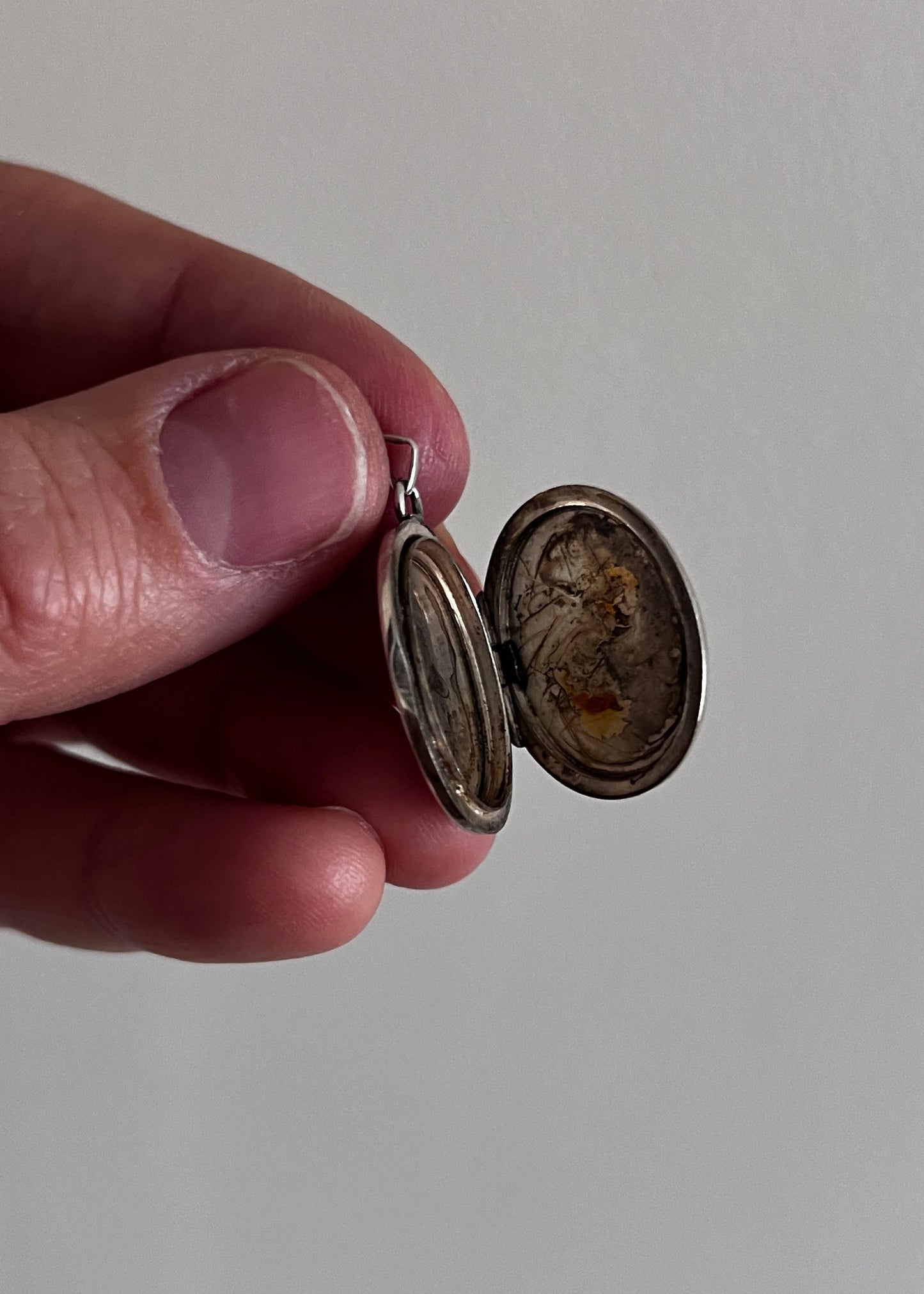 Sekretnik Medalion Otwierany Wildflowers & Whispers Srebro